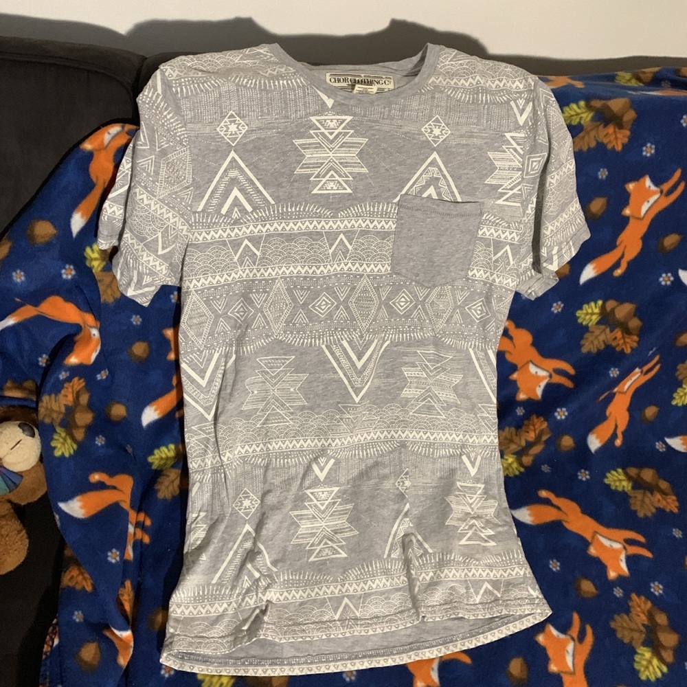 CHOR clothing co small gray tribal shirt